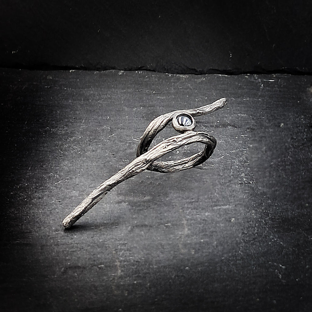 ''Τree branch΄΄ silver 925 ring with hematite