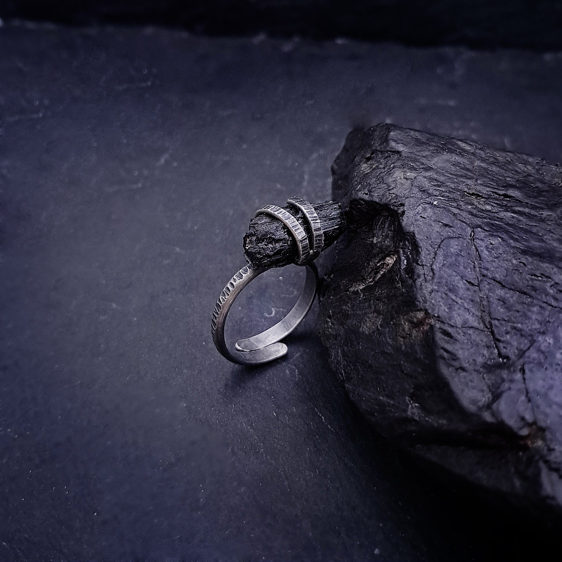 ''Black Tourmaline Shield'' – 925 Silver Ring with Tourmaline