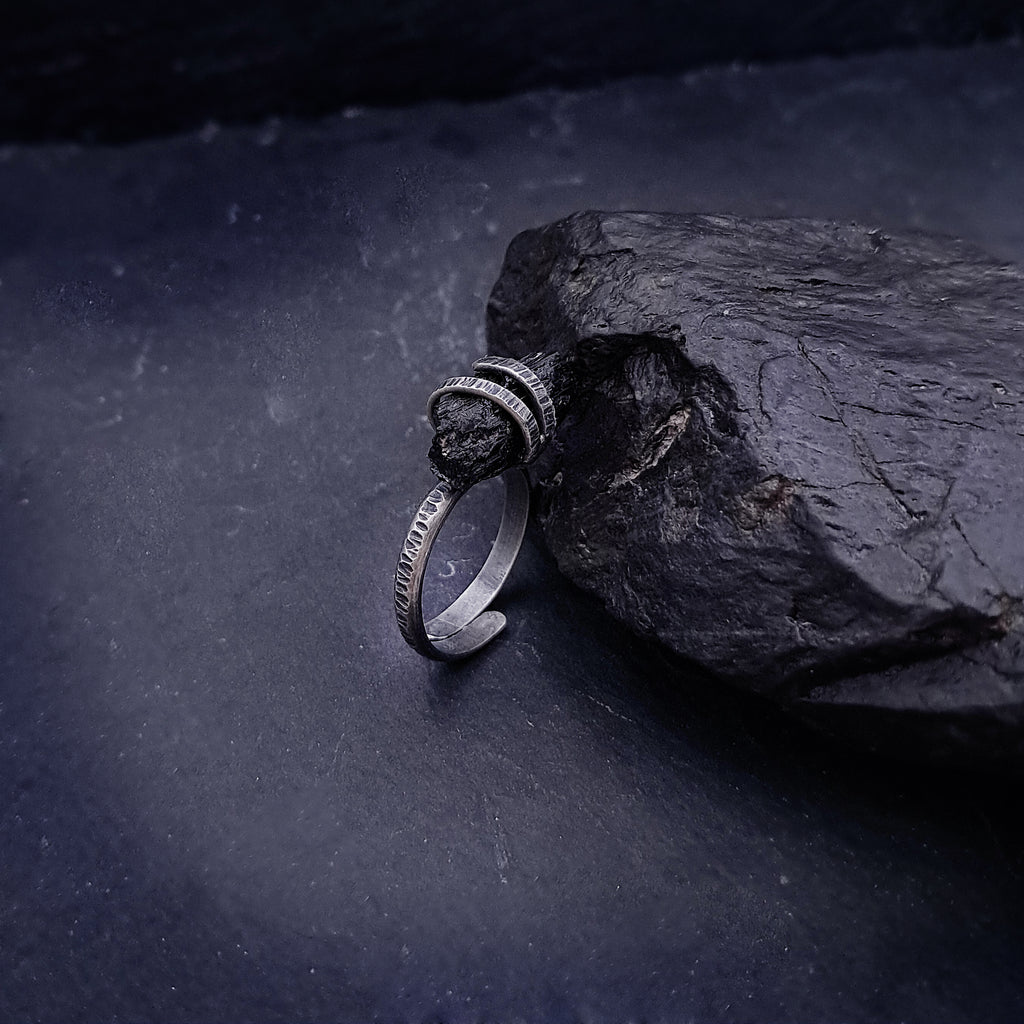 ''Black Tourmaline Shield'' – 925 Silver Ring with Tourmaline