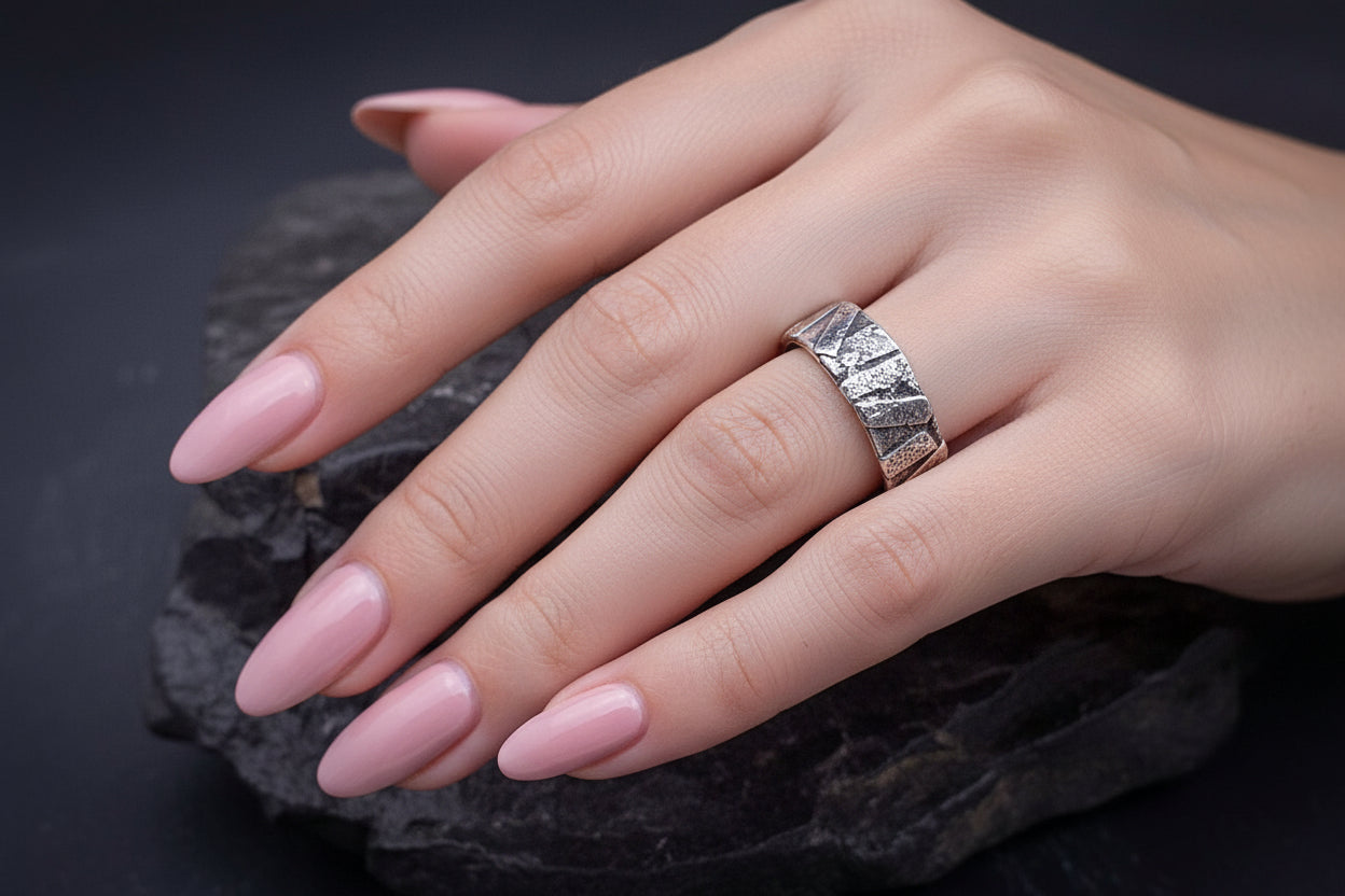 ''Fragment of Earth'' Adjustable Silver 925 Ring