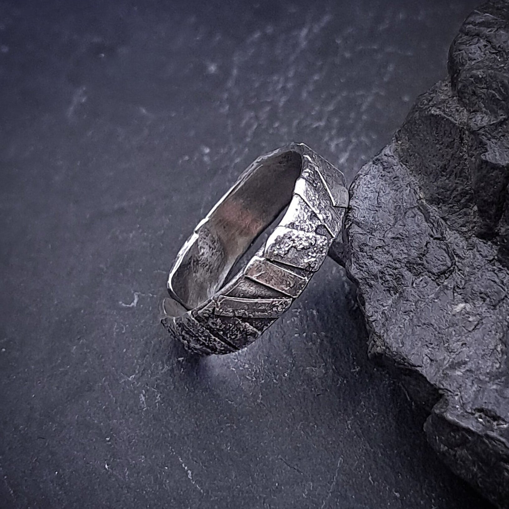 ''Fragment of Earth'' Adjustable Silver 925 Ring