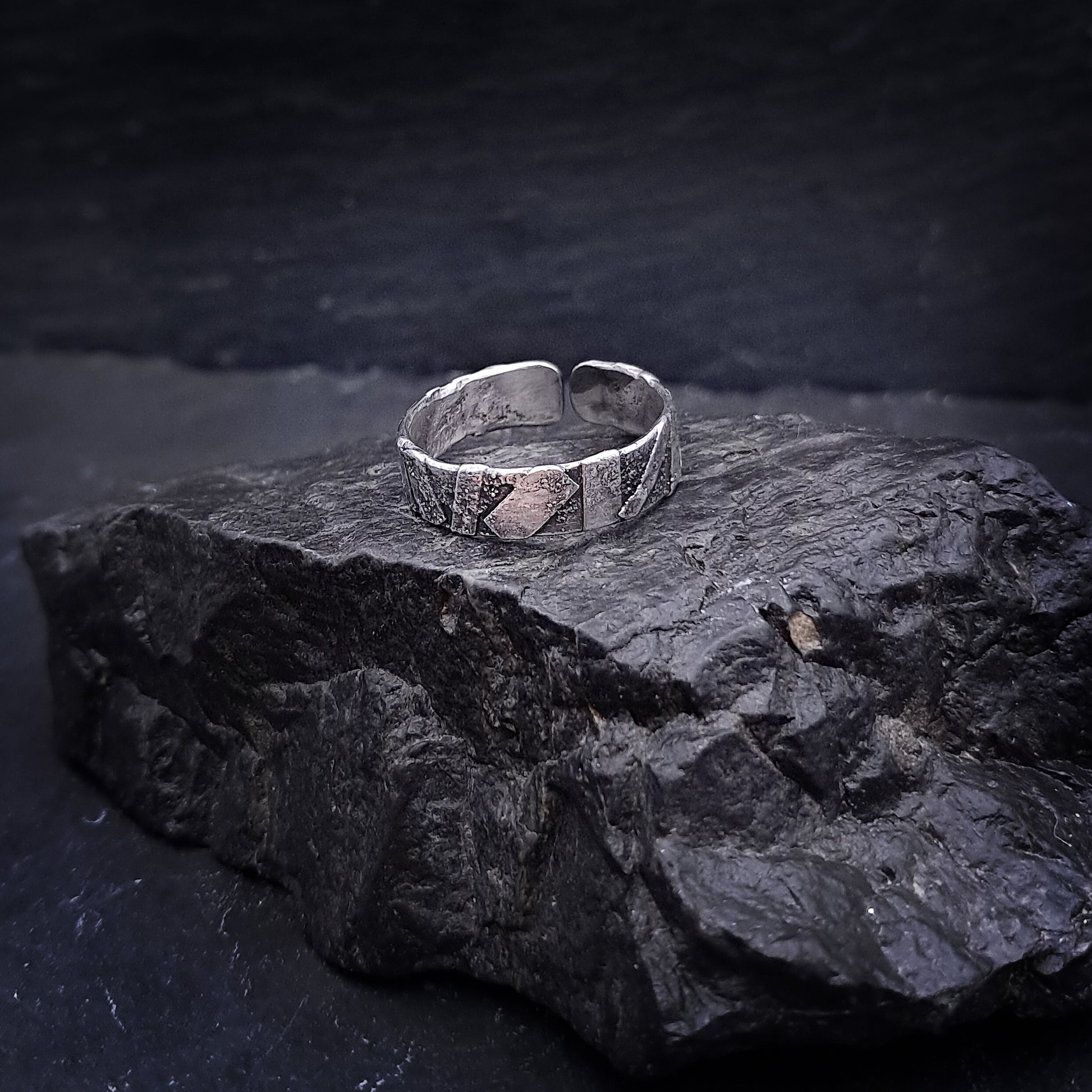 ''Fragment of Earth'' Adjustable Silver 925 Ring