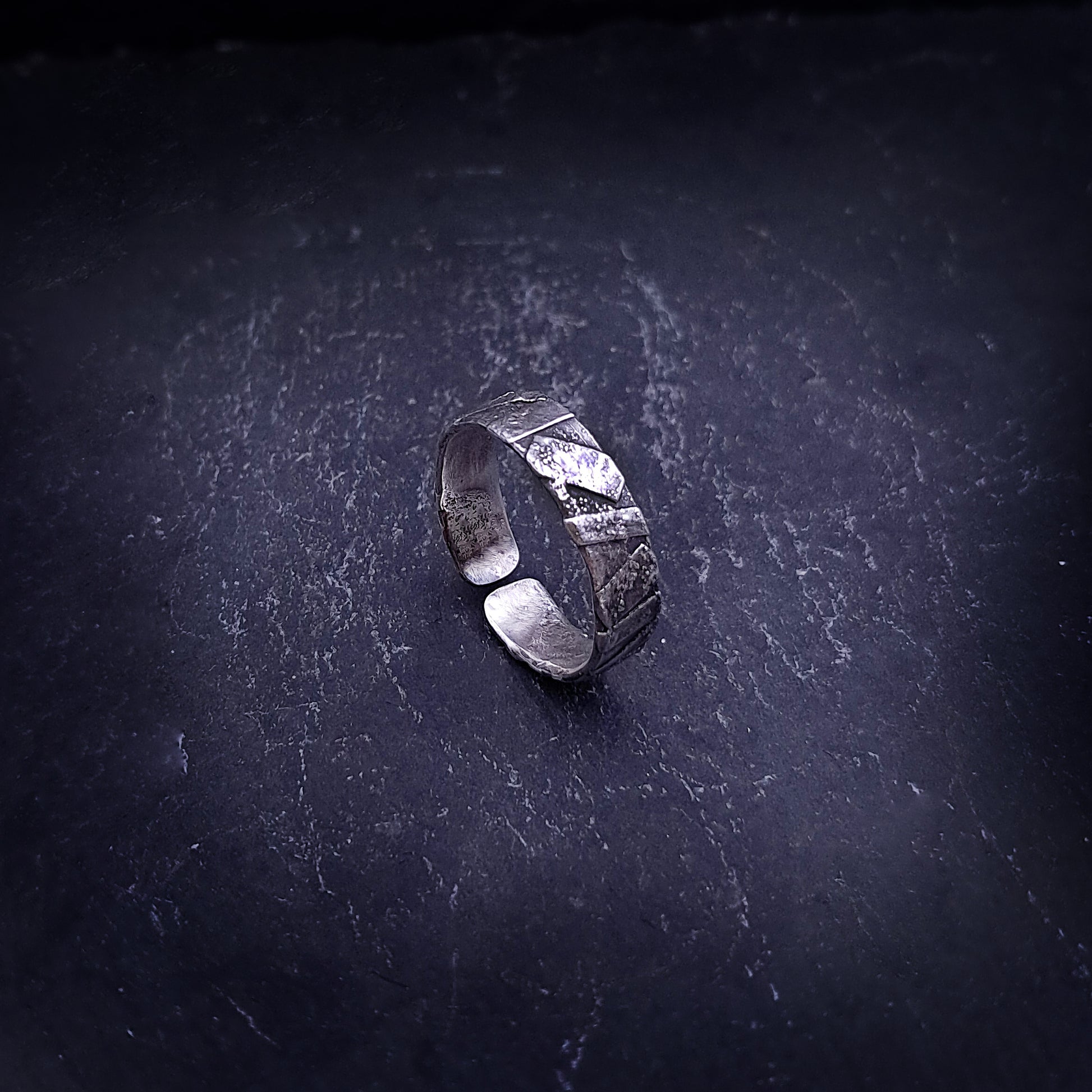 ''Fragment of Earth'' Adjustable Silver 925 Ring