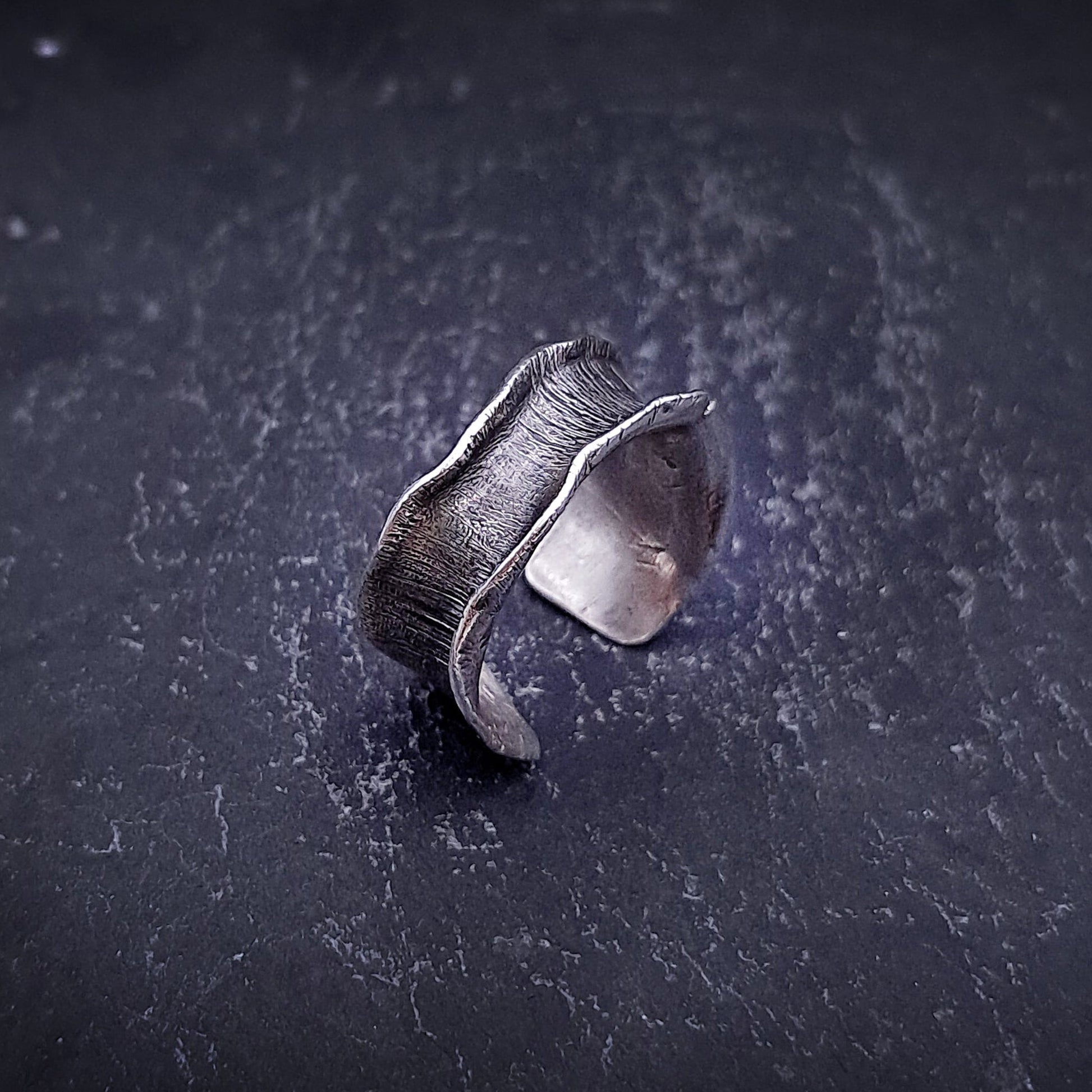 ''Silent Wave'' Adjustable 925 Silver Ring