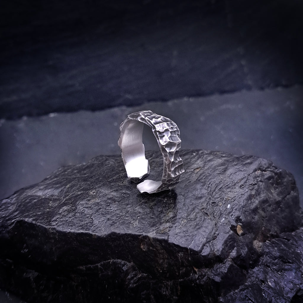 ''Rock'' Adjustable Silver 925 Ring