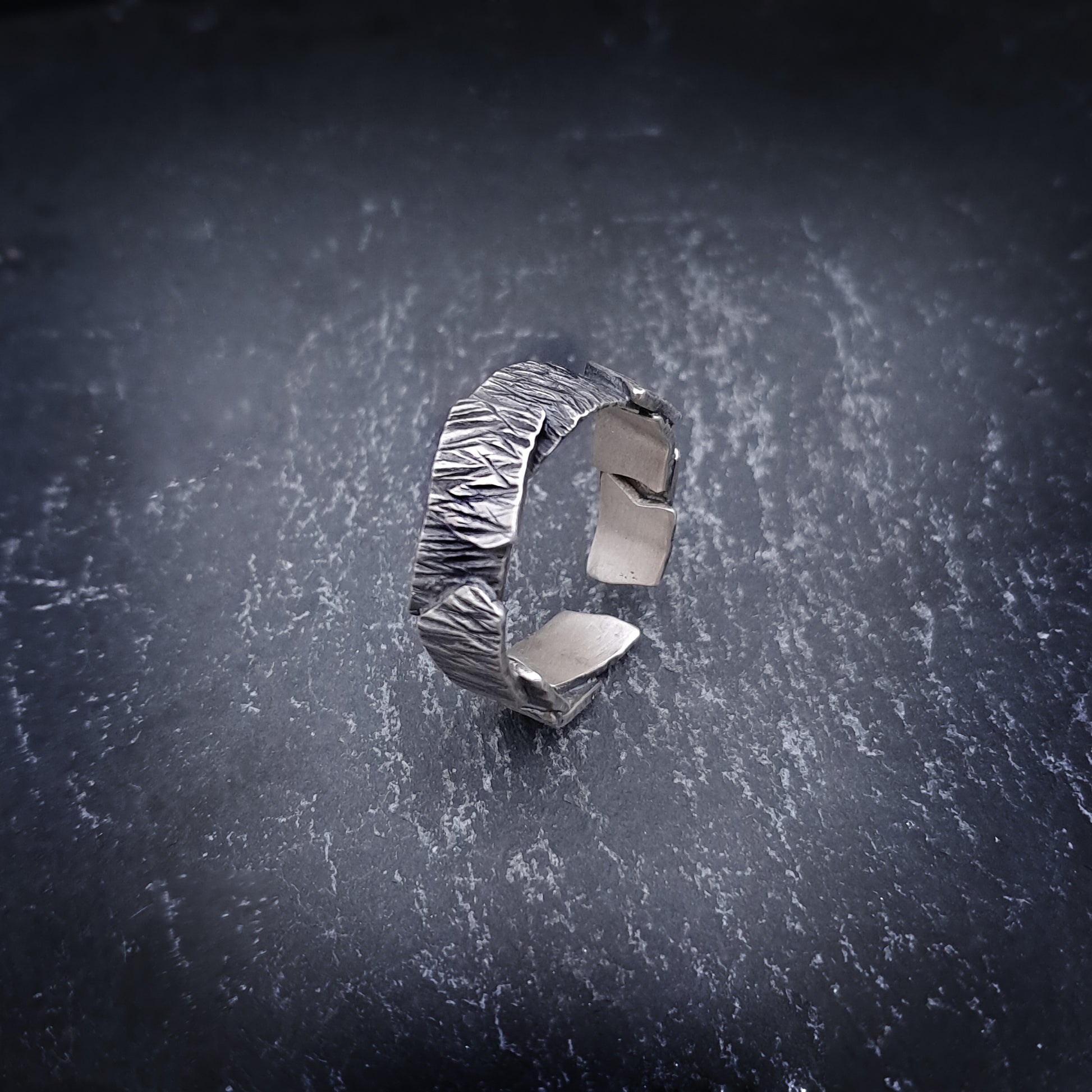 ''Tectonic Flow'' Adjustable 925 Silver Ring