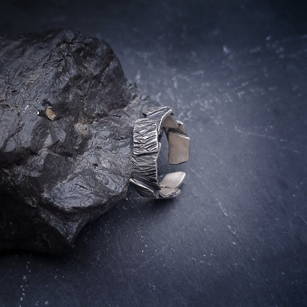 ''Tectonic Flow'' Adjustable 925 Silver Ring