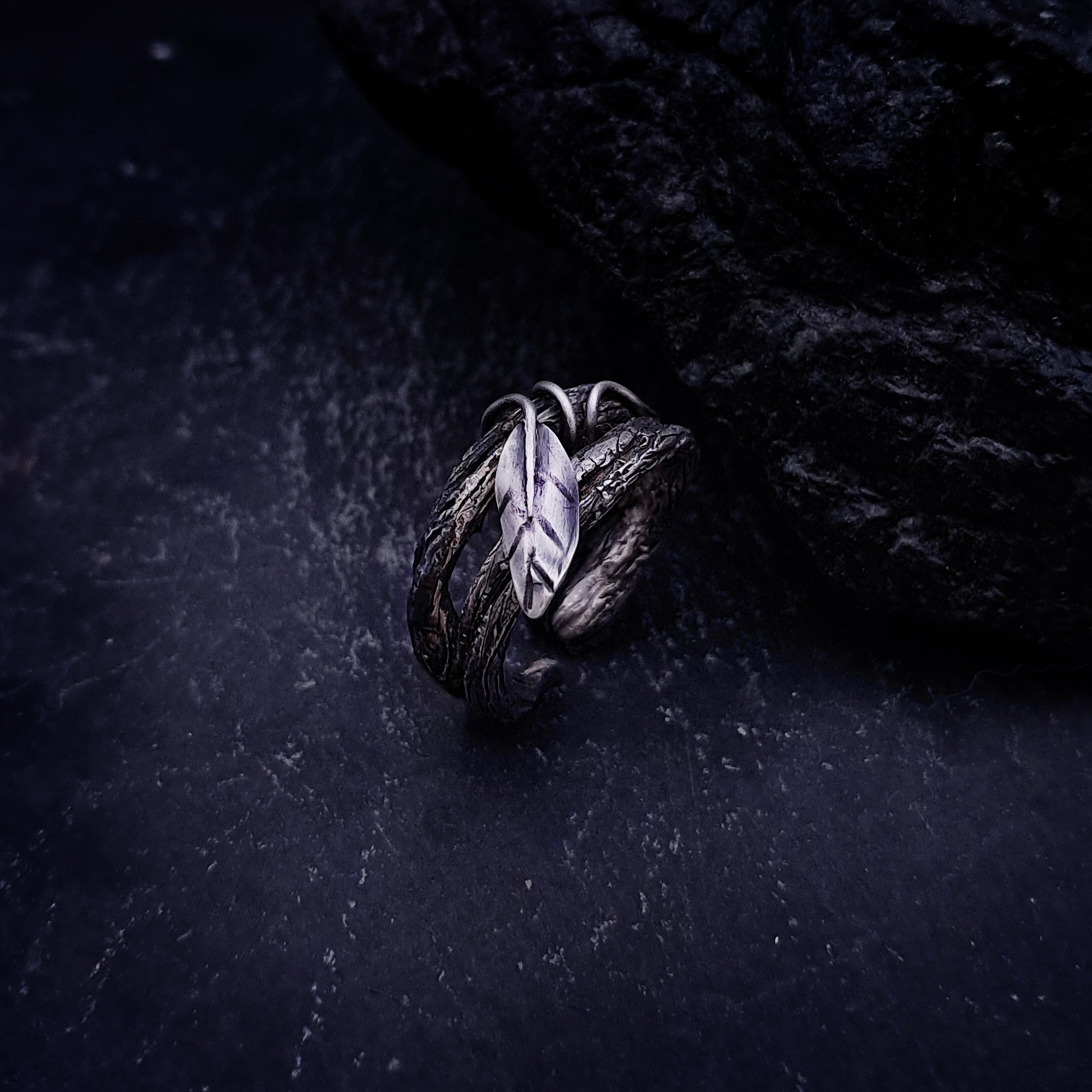 ''Leaf of Light'' Adjustable 925 Silver Ring