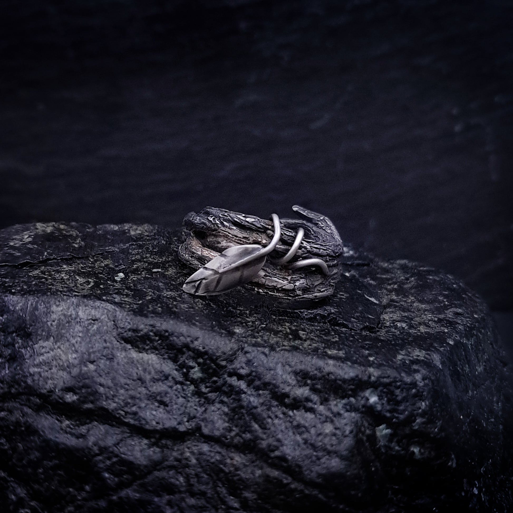 ''Leaf of Light'' Adjustable 925 Silver Ring