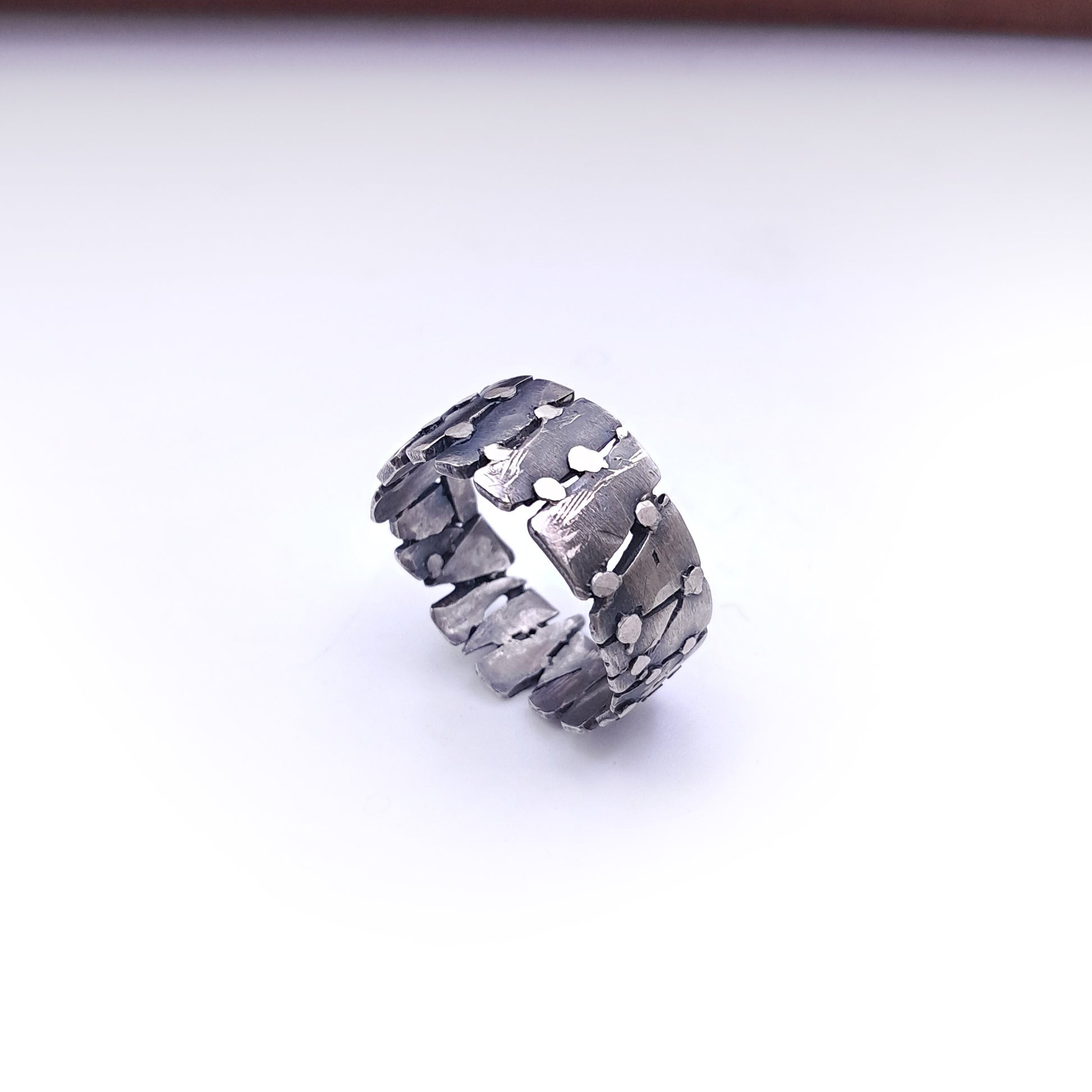 ''Linked'' Adjustable 925 Silver Ring