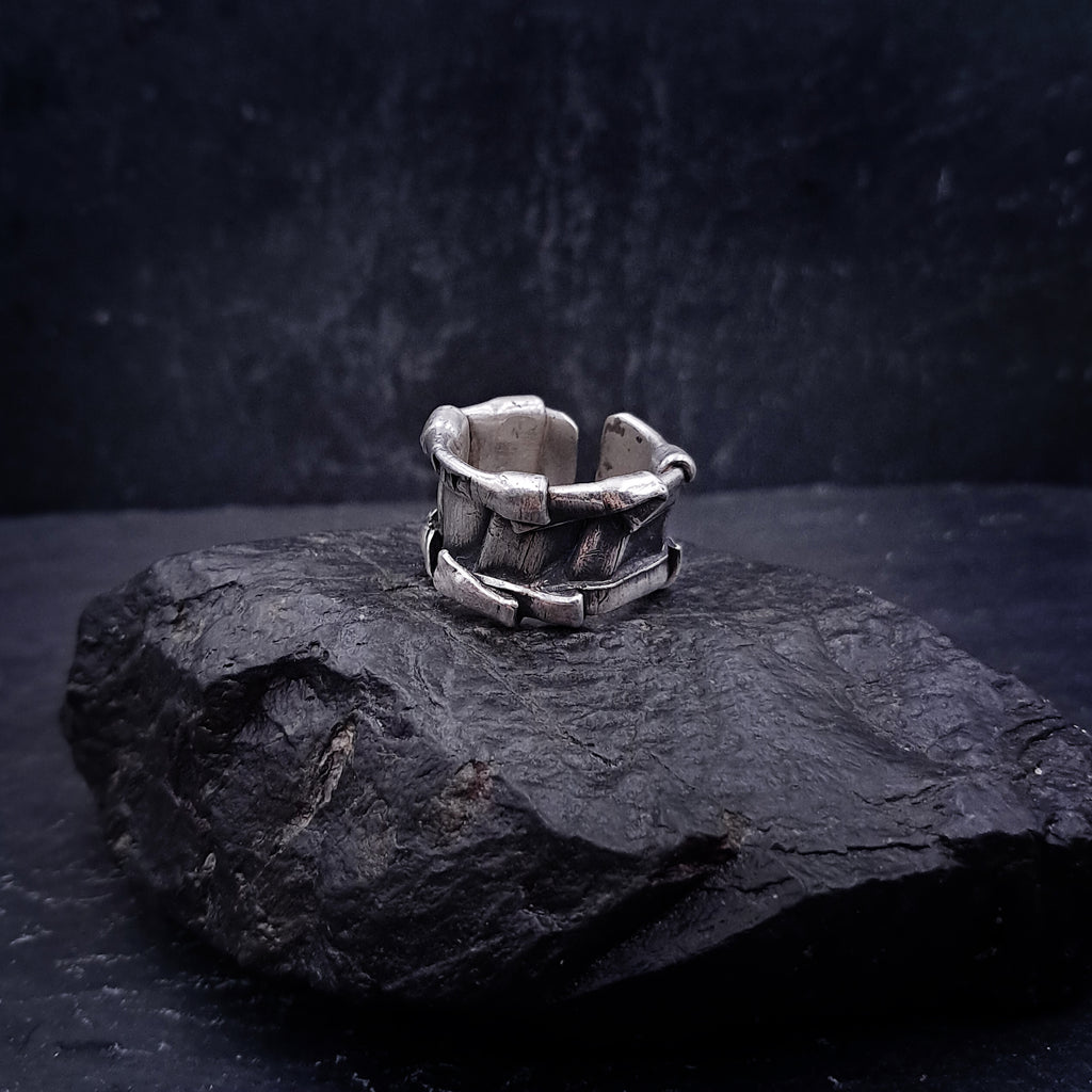 ''Stonebound Structure'' Adjustable Silver 925 Ring