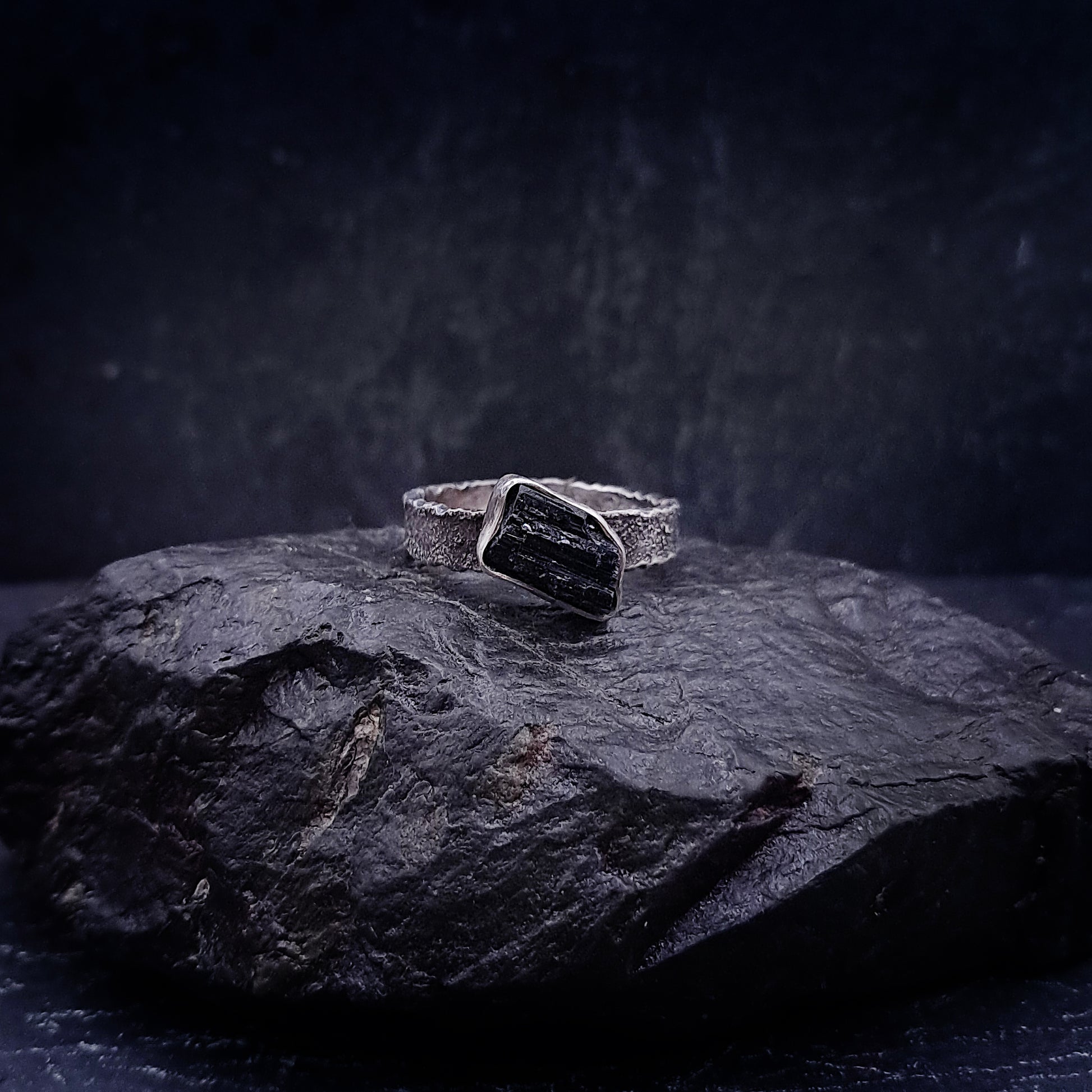''Obsidian Stillness'' 925 Silver Ring with Tourmaline