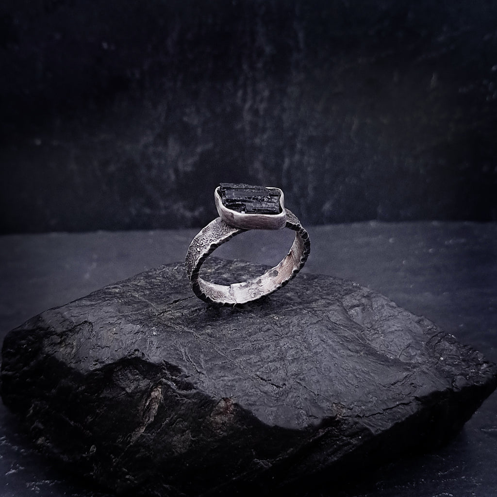 ''Obsidian Stillness'' 925 Silver Ring with Tourmaline