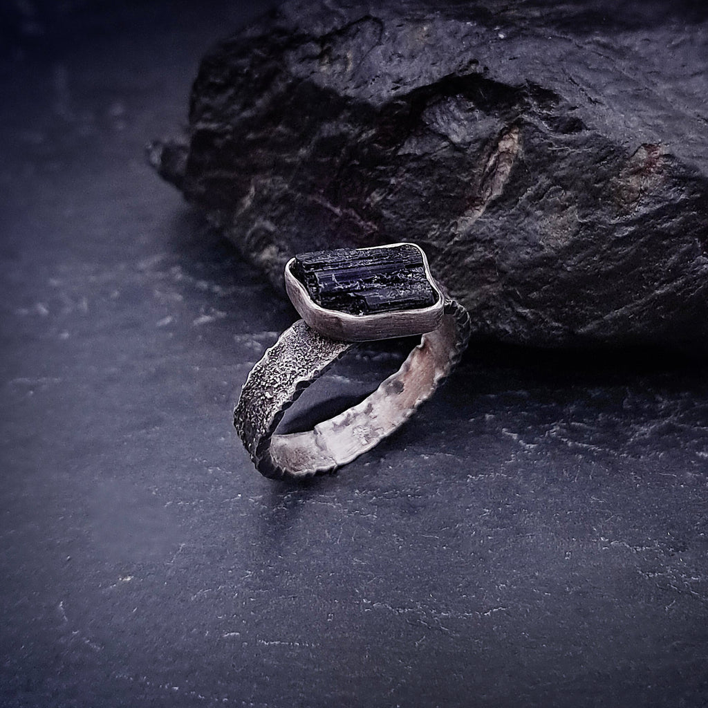 ''Obsidian Stillness'' 925 Silver Ring with Tourmaline