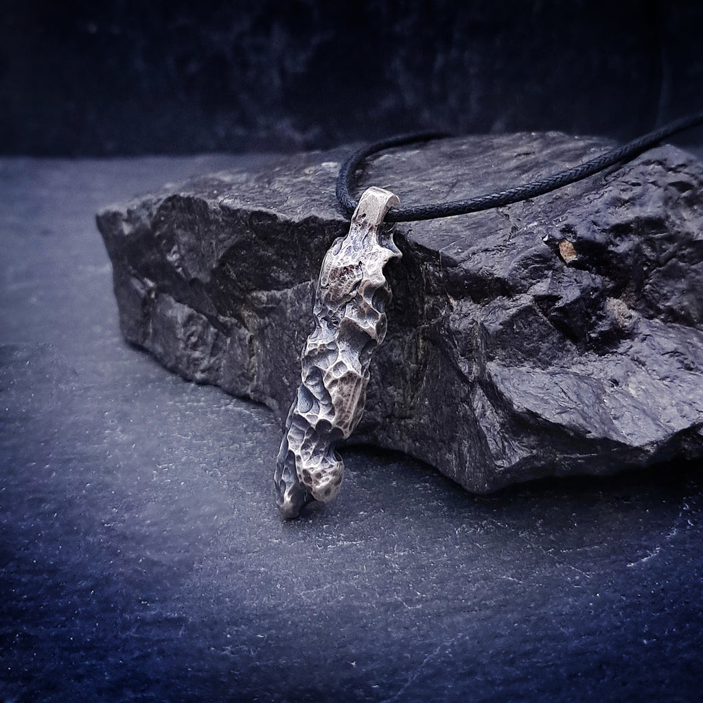 ''Caves'' 925 Silver Necklace