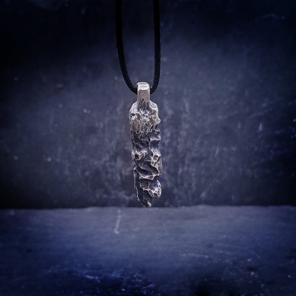 ''Caves'' 925 Silver Necklace