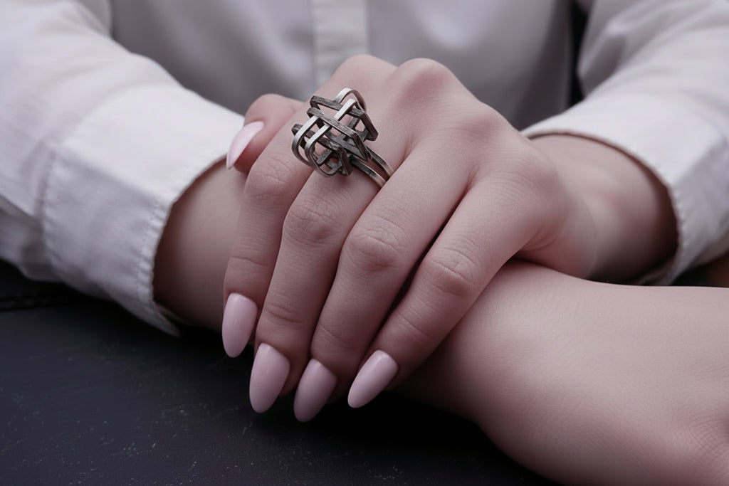''Interwoven Paths'' 925 Silver Ring