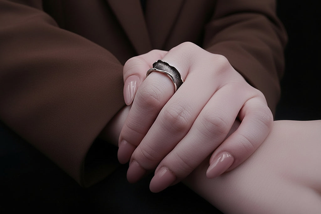 ''Silent Wave'' Adjustable 925 Silver Ring