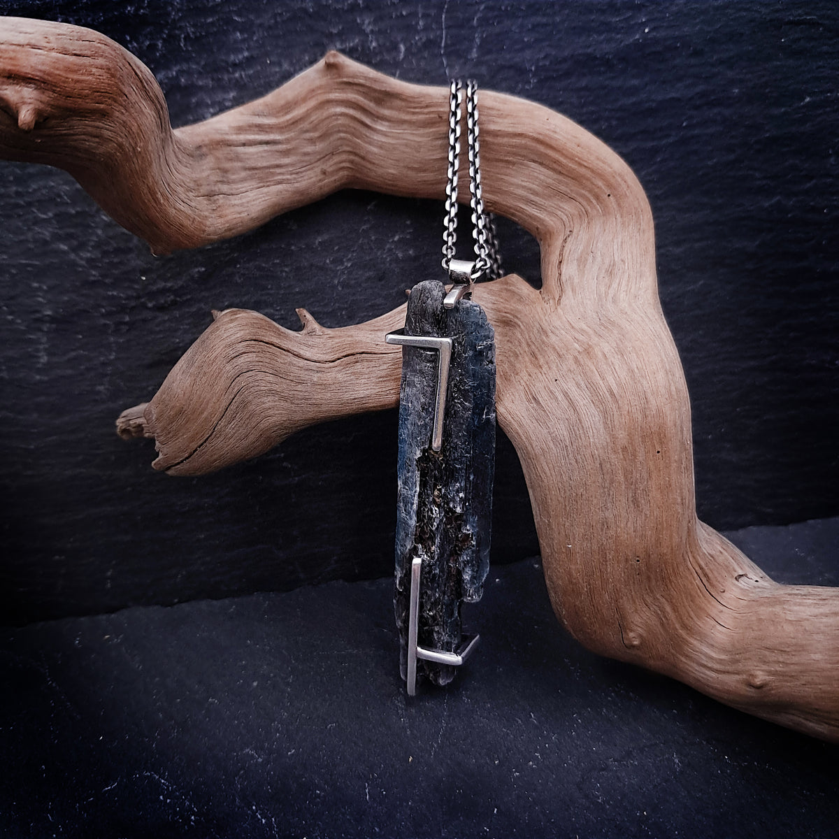 ''Raw Elegance'' 925 Silver Necklace with Blue Kyanite