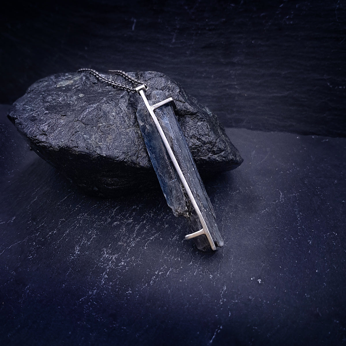 ''Raw Elegance'' 925 Silver Necklace with Blue Kyanite