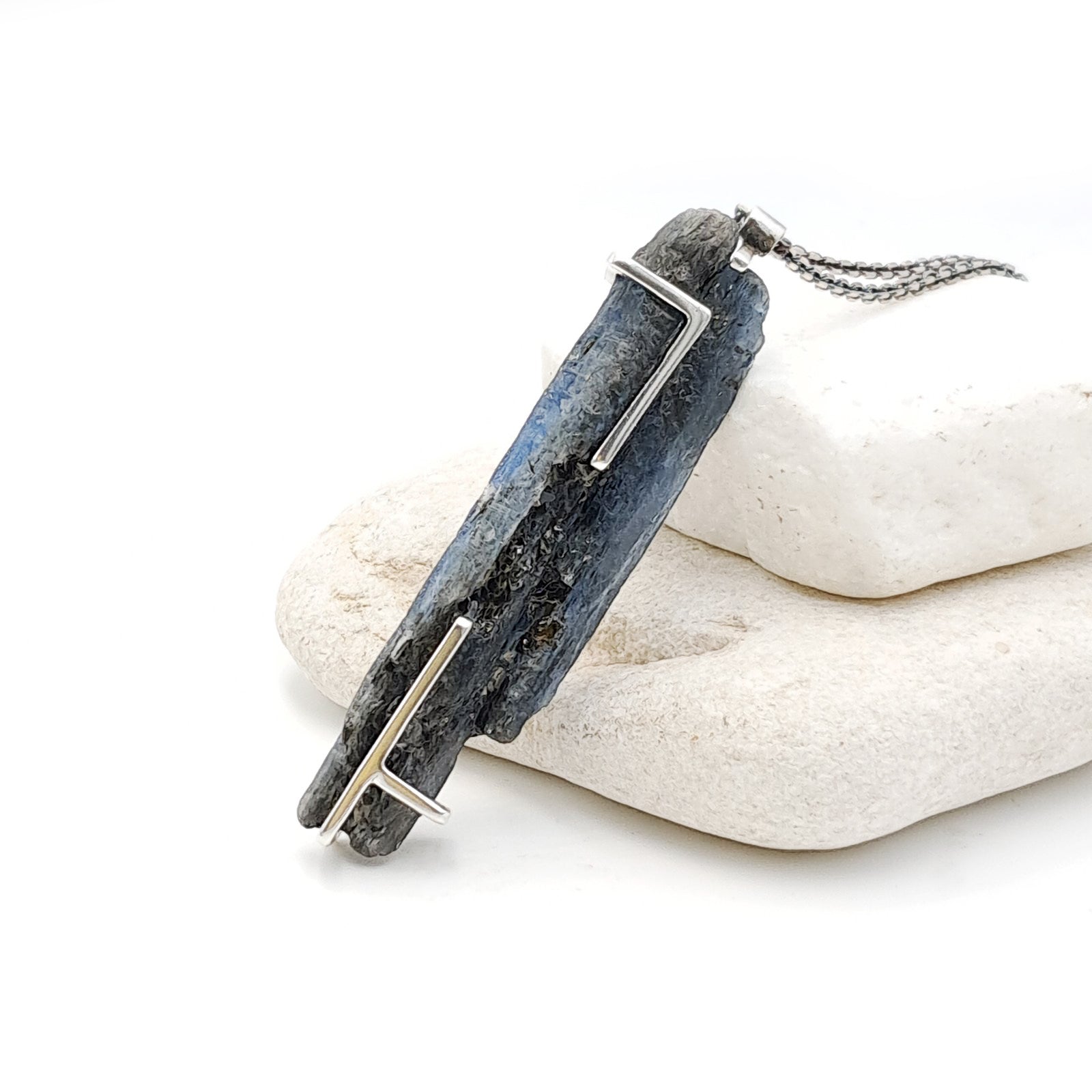 ''Raw Elegance'' 925 Silver Necklace with Blue Kyanite
